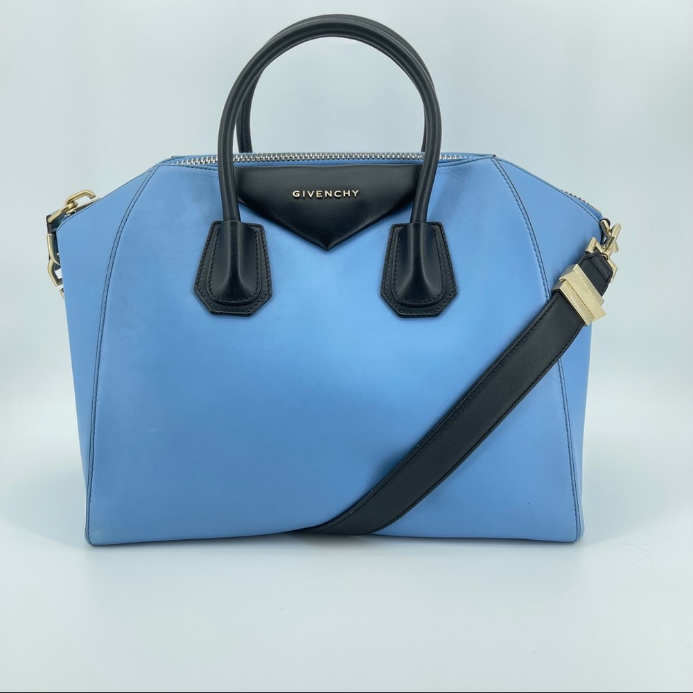 Givenchy Antigona Medium bag Authentic